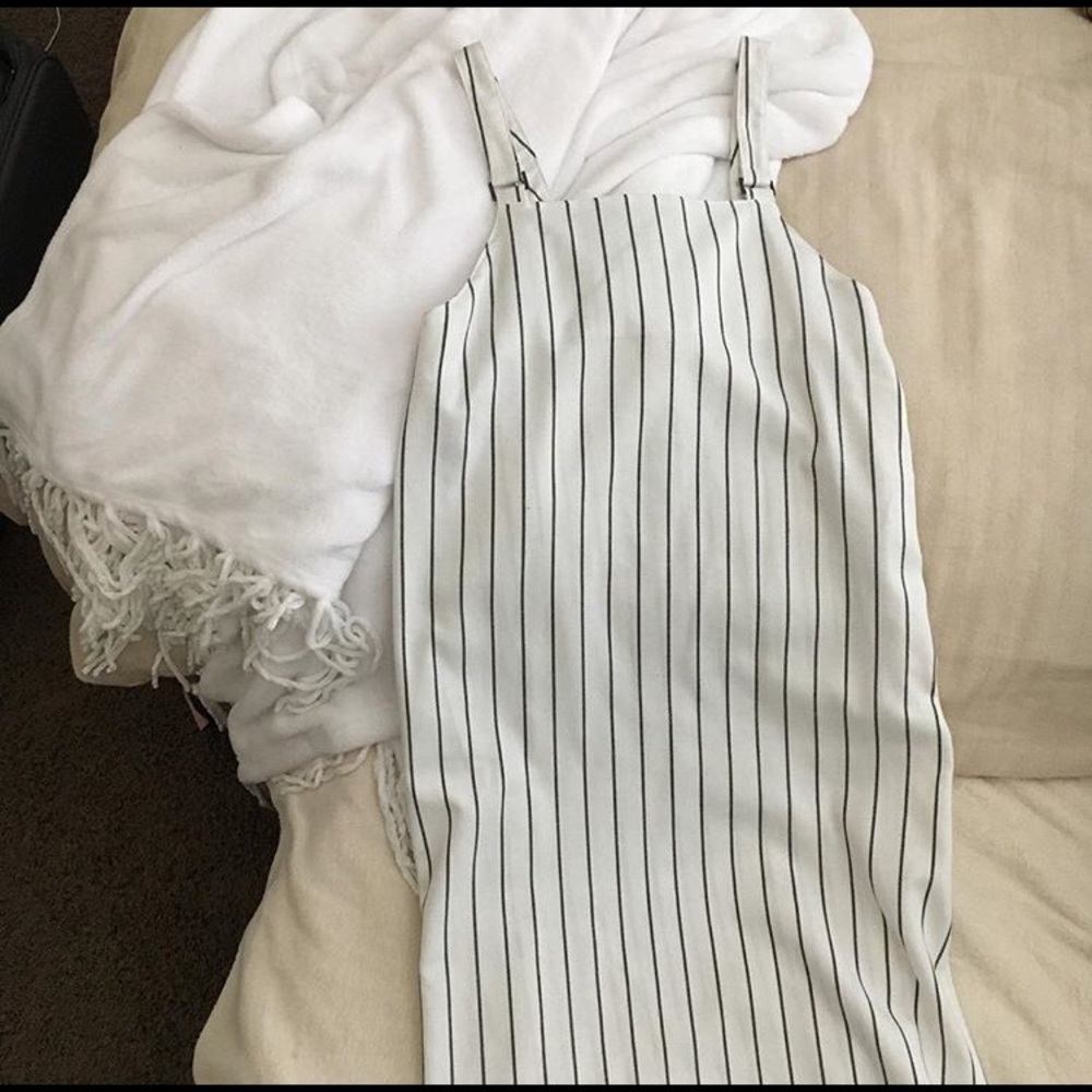 Forever 21 overall dress mid calf